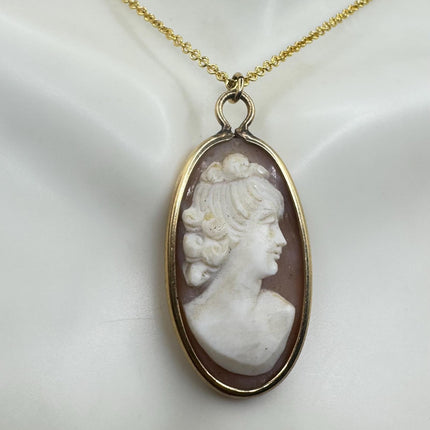 Vintage Cameo Pendant Necklace 12k Gold Filled