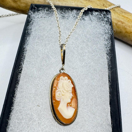 Vintage Cameo Pendant Necklace 925 Sterling Silver