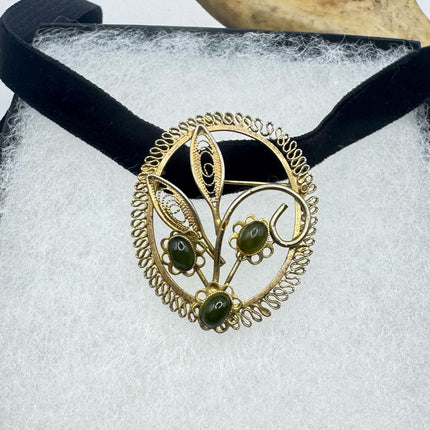 Vintage Green Jade Brooch Pin: 12K Gold Filled Velvet Choker