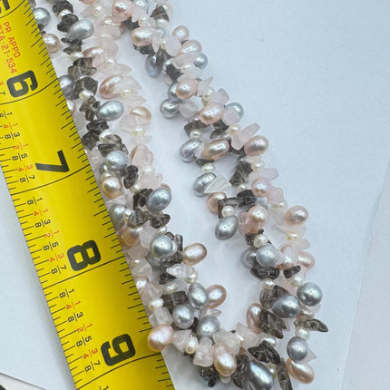 Vintage Pearl Beaded Necklace: 18 Inch