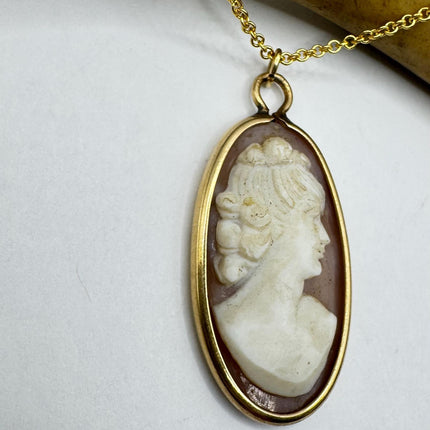 Vintage Cameo Pendant Necklace 12k Gold Filled