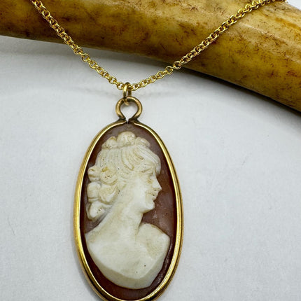 Vintage Cameo Pendant Necklace 12k Gold Filled