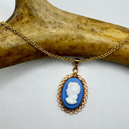 Vintage Blue Wedgewood Cameo Pendant Necklace 12k Gold Filled