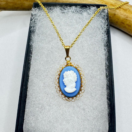 Vintage Blue Wedgewood Cameo Pendant Necklace 12k Gold Filled