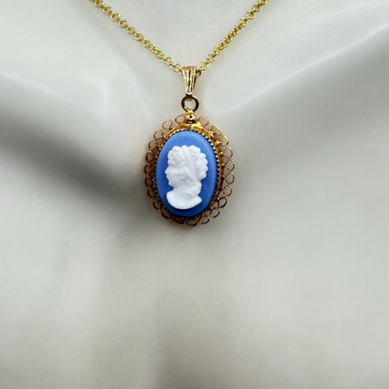 Vintage Blue Wedgewood Cameo Pendant Necklace 12k Gold Filled