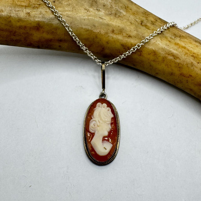 Vintage Cameo Pendant Necklace 925 Sterling Silver