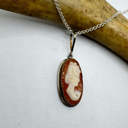 Vintage Cameo Pendant Necklace 925 Sterling Silver