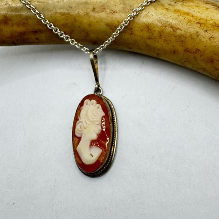 Vintage Cameo Pendant Necklace 925 Sterling Silver
