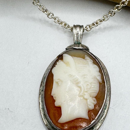 Vintage Cameo Pendant Necklace 925 Sterling Silver