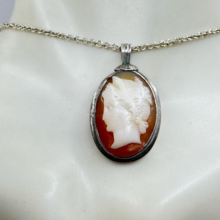 Vintage Cameo Pendant Necklace 925 Sterling Silver