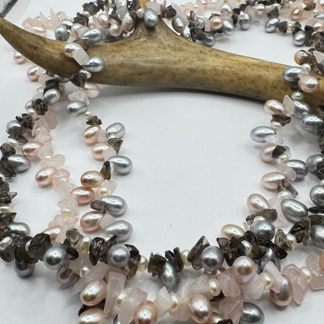 Vintage Pearl Beaded Necklace: 18 Inch