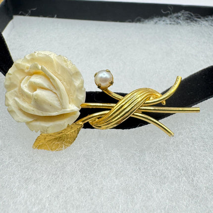 Vintage ivory flower and Green jade rose Brooch Pin - Gold Filled - Unique and Stylish Accessory