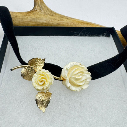 Vintage Ivory Flower Rose Brooch Pin Gold Filled