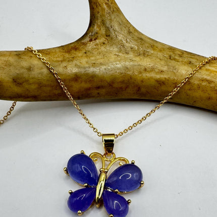Lavender Jade Necklace – Vintage Butterfly Pendant With Etched Design & Gold Chain-Necklaces-TomWayne Jewelers