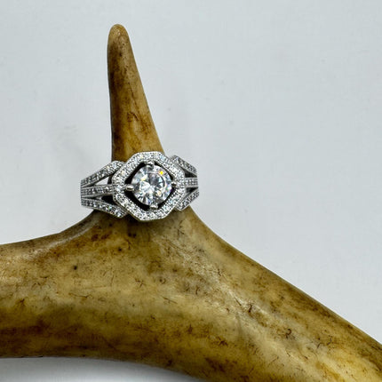 Vintage Deco Cubic Zirconia Engagement Ring 925 Sterling Silver