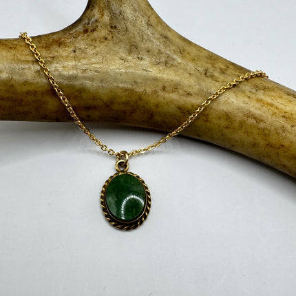 Vintage Jade Gold Filled Necklace - Lucky Everyday Minimal