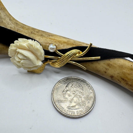 Vintage ivory flower and Green jade rose Brooch Pin - Gold Filled - Unique and Stylish Accessory