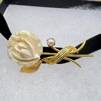 Vintage ivory flower and Green jade rose Brooch Pin - Gold Filled - Unique and Stylish Accessory