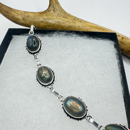 Vintage Rainbow Green Labradorite Silver Bracelet Silver Bronze