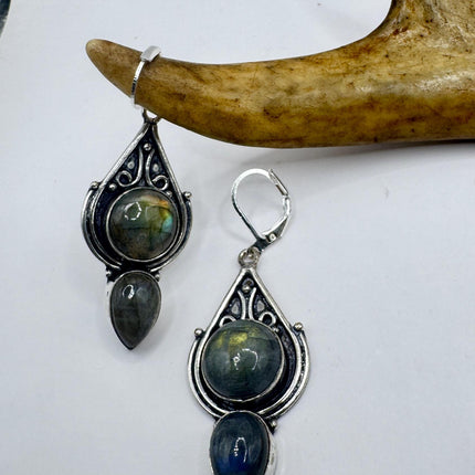 Vintage Labradorite Dangle Earrings Sterling Silver Leverbacks