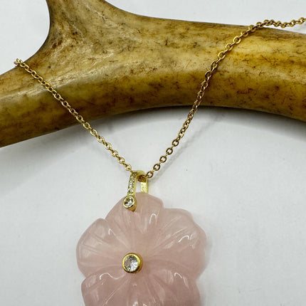 Vintage Rose Quartz Crystal Flower Necklace Gold Filled
