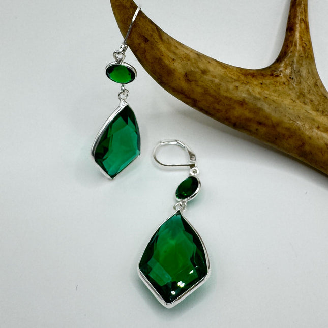 Vintage Green Glass Dangle Earrings Sterling Silver Leverbacks-Earrings-TomWayne Jewelers