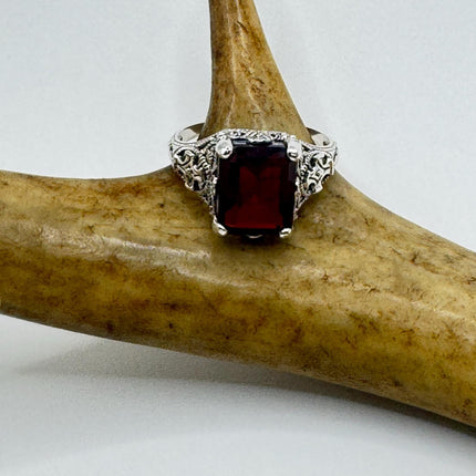 Vintage 925 Sterling Silver Red Garnet Ring: Boho Cocktail-Rings-TomWayne Jewelers