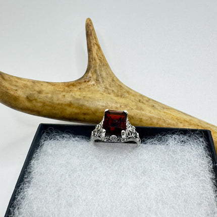 Vintage 925 Sterling Silver Red Garnet Ring: Boho Cocktail-Rings-TomWayne Jewelers