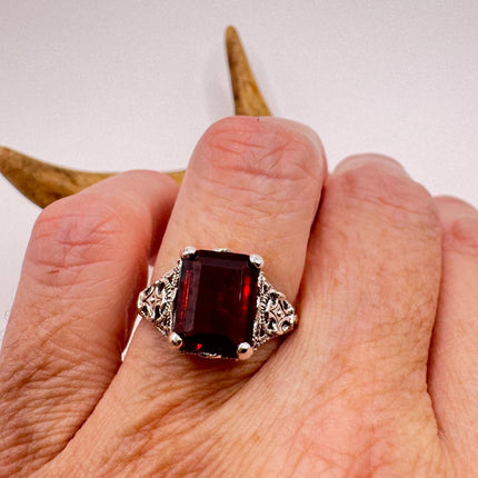Vintage 925 Sterling Silver Red Garnet Ring: Boho Cocktail-Rings-TomWayne Jewelers
