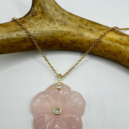 Vintage Rose Quartz Crystal Flower Necklace Gold Filled