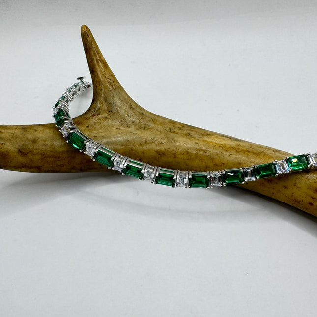 Vintage Green Cubic Zirconia Bracelet: 925 Sterling Silver Minimalist Gemstone