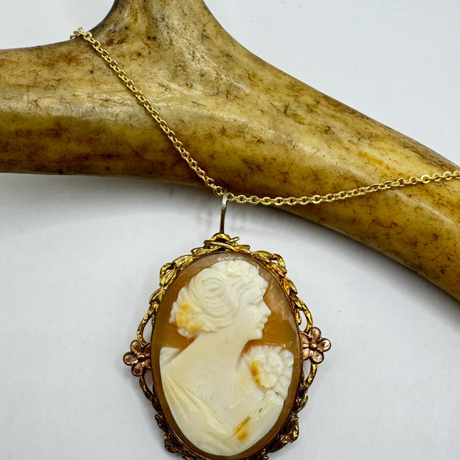 Vintage Cameo Pendant Necklace Gold Filled Chain