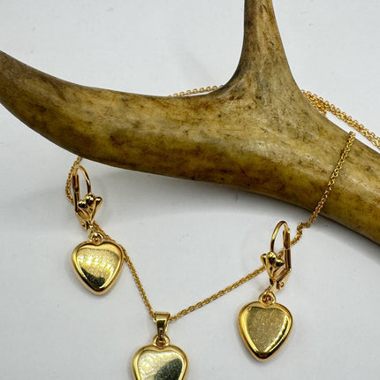 Heart Necklace and Earrings: Vintage Heart Design Gold Filled