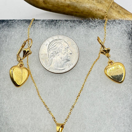 Heart Necklace and Earrings: Vintage Heart Design Gold Filled