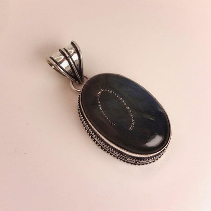 Vintage White Bronze Rainbow Labradorite Black Velvet Choker Pendant Necklace