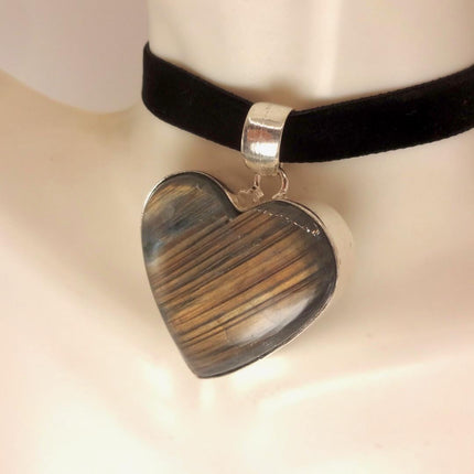 Vintage White Bronze Heart Rainbow Labradorite Black Velvet Choker Pendant Necklace