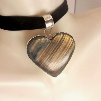 Vintage White Bronze Heart Rainbow Labradorite Black Velvet Choker Pendant Necklace