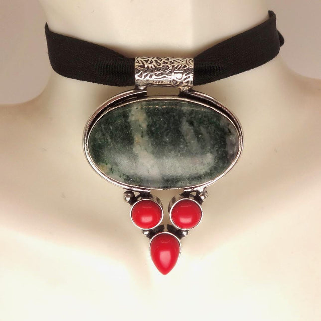 Vintage Green Moss Agate Red Coral Glass Silver Boho Statement Necklace Black Velvet Choker
