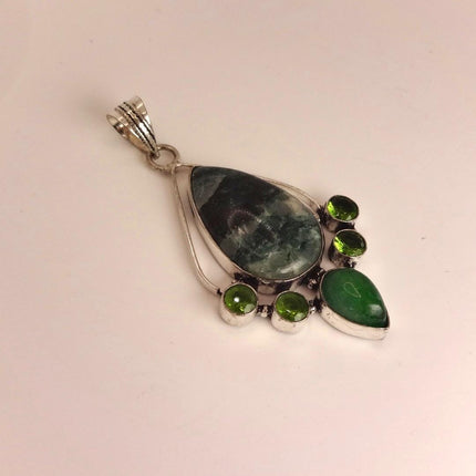 Vintage Green Moss Agate Peridot Choker Necklace - Bronze and Silver Finish Black Velvet Ribbon Design