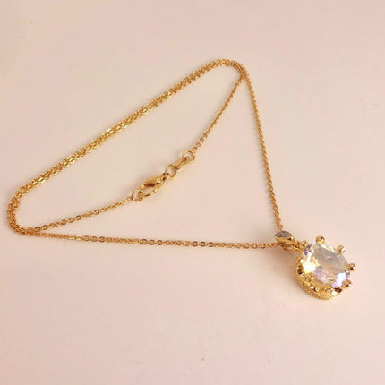 Vintage Golden 925 Sterling Silver White Mystic Topaz Choker Necklace