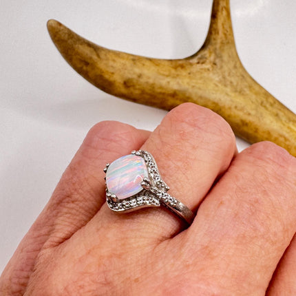 Vintage White Fire Opal 925 Sterling Silver Ring