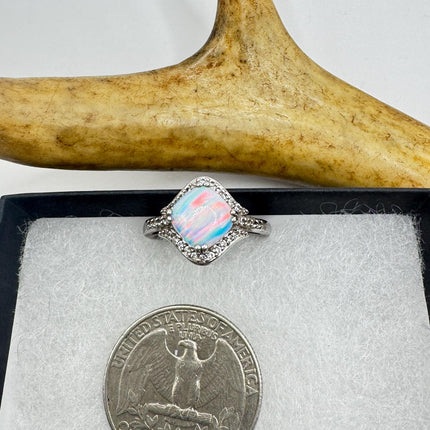 Vintage White Fire Opal 925 Sterling Silver Ring