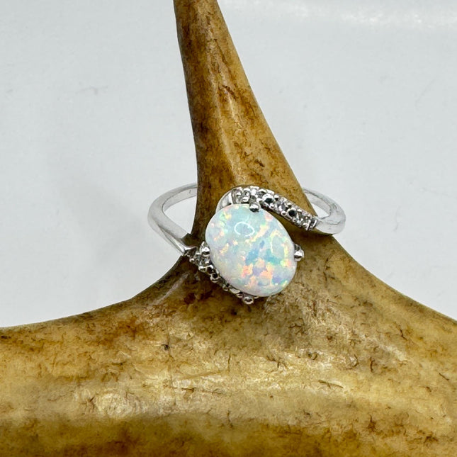Vintage Fire Opal, Diamond Ring 925 Sterling Silver