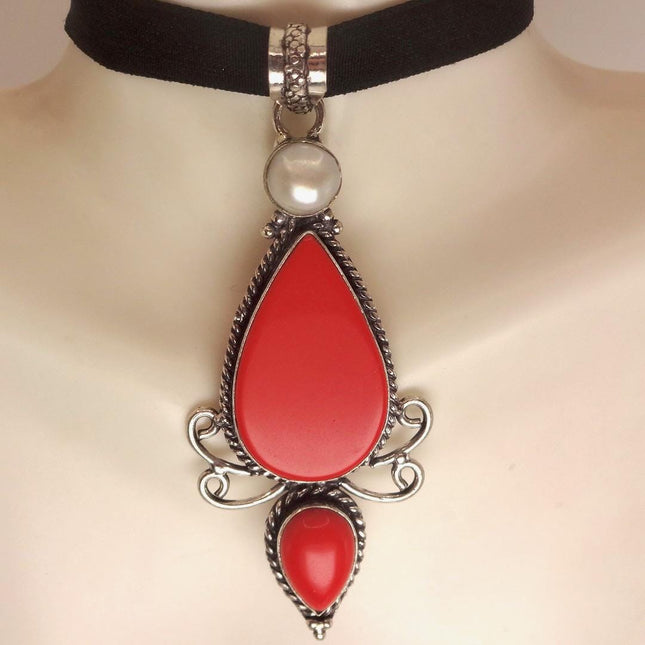 Vintage Red Coral Glass Silver Boho Statement Necklace Black Velvet Choker