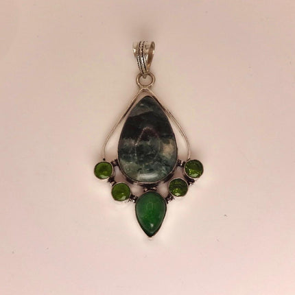 Vintage Green Moss Agate Peridot Choker Necklace - Bronze and Silver Finish Black Velvet Ribbon Design