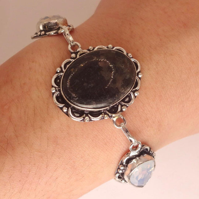 Vintage Rainbow Green Labradorite Toggle Bracelet Silver Bronze