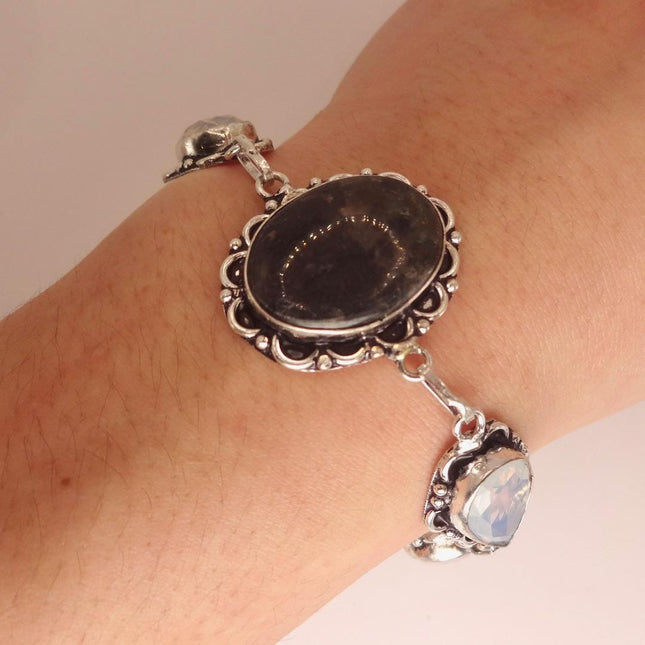 Vintage Rainbow Green Labradorite Toggle Bracelet Silver Bronze
