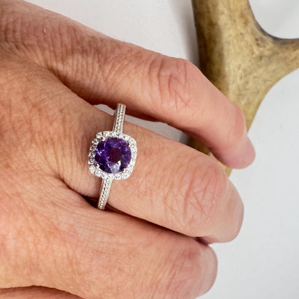Purple Amethyst Cocktail Ring - Vintage Chunky Sterling Silver Band