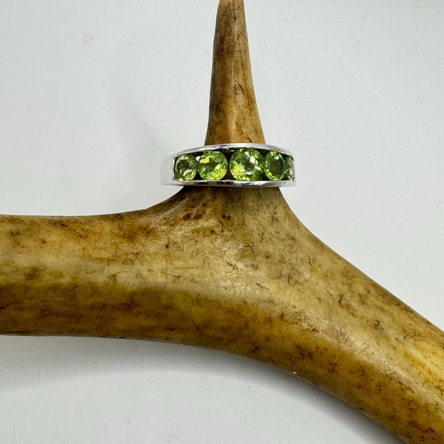 Vintage Green Peridot Wedding Band Ring Sterling Silver Size 6.5