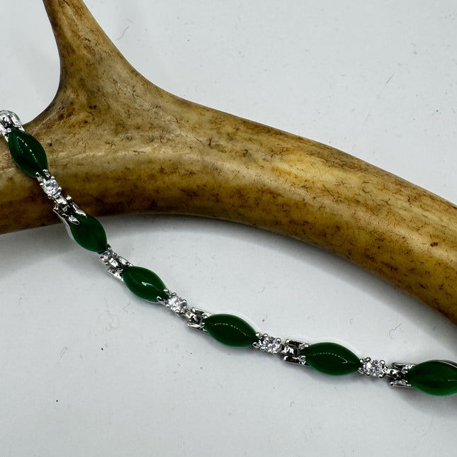 Vintage Green Lucky Jade Silver Bracelet 8 inch